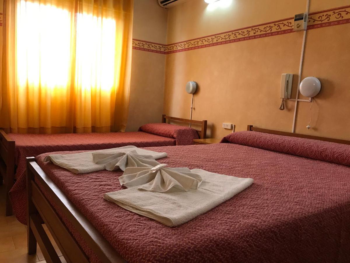 Escorial Hotel 2*